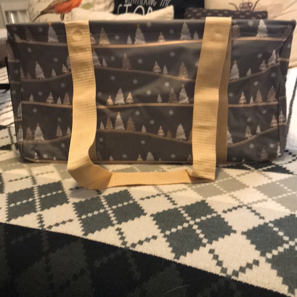 Thirty One Medium Utility Tote